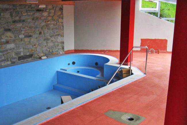 Schwimmbad-Abdichtung